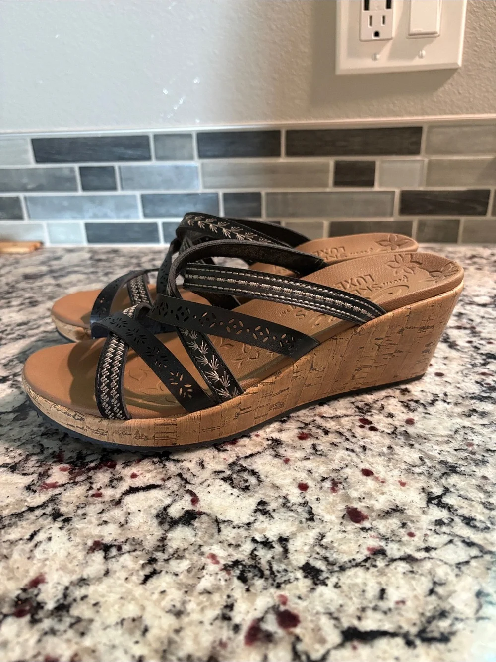 Skechers Black Strappy Cork Wedge Sandals size 8. EUC
